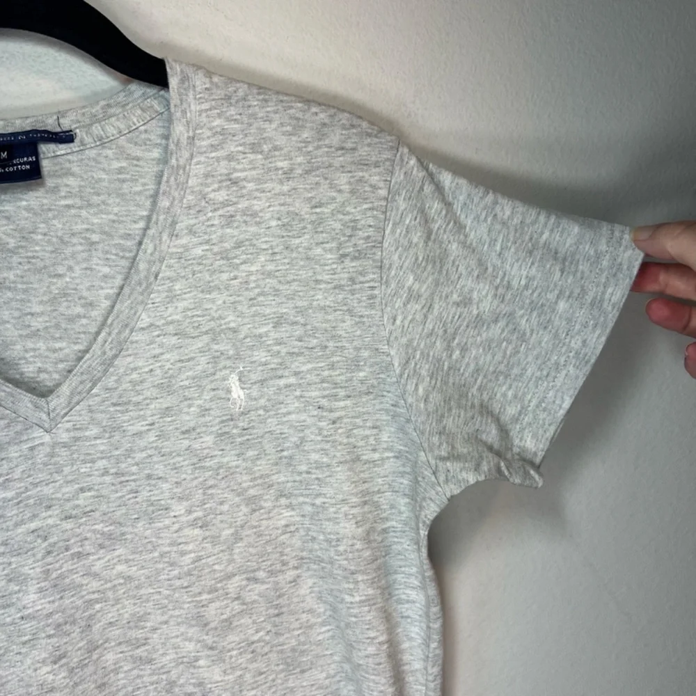 Ralph Lauren Sport V-Neck T-Shirt Heather Gray White Pony Logo Girls Size Medium